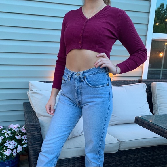 Vintage Tops - VTG Cropped Red Button Up Ribbed Sweater